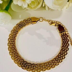 Mesh Gold Chain Bracelet
